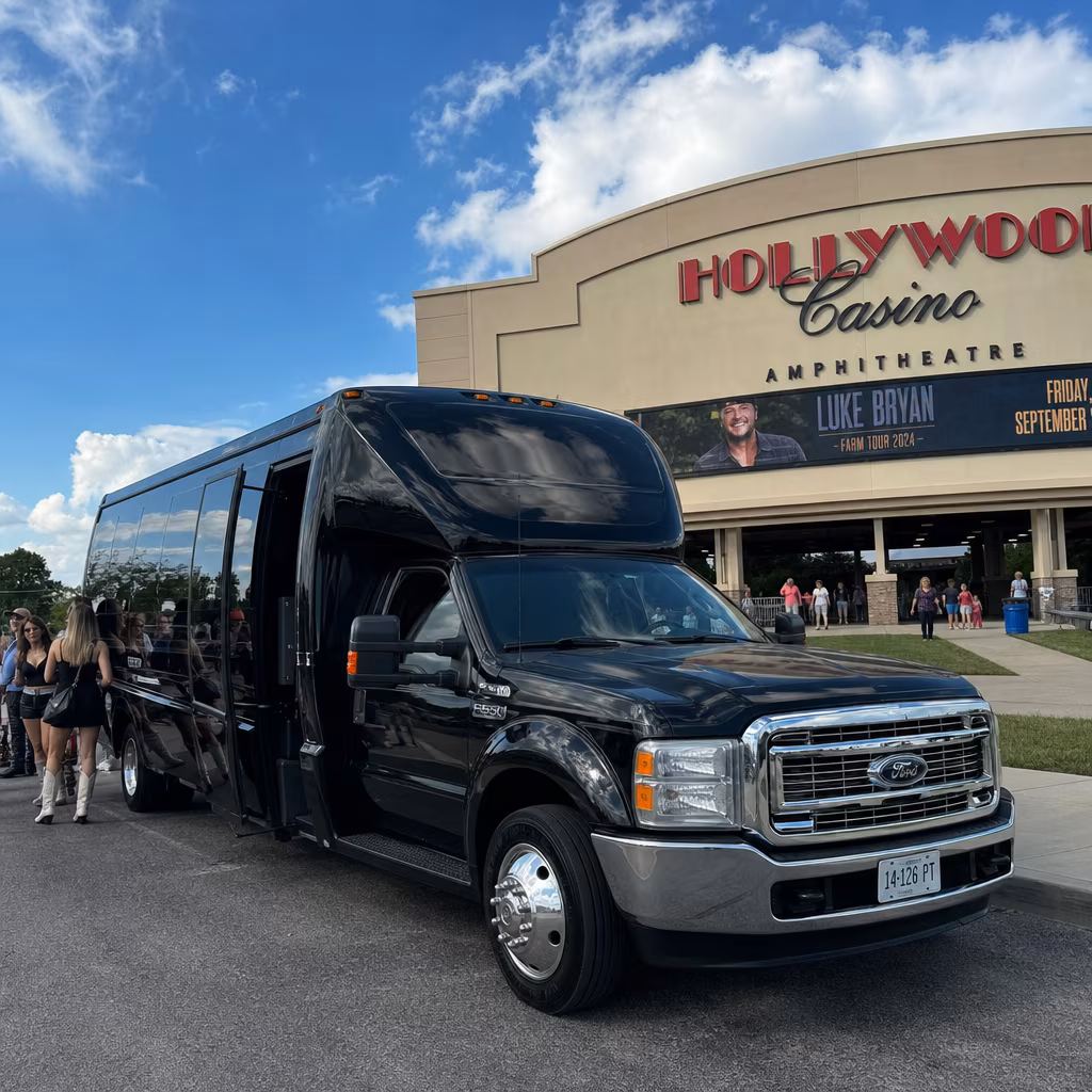 Rent a Bus to Hollywood Casino Amphitheatre